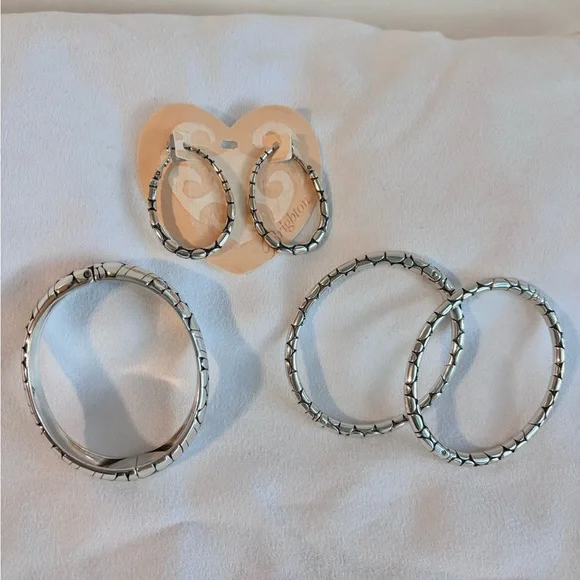 Brighton Pebble (2) Slim Hinged Bangles - Picture 2 of 7